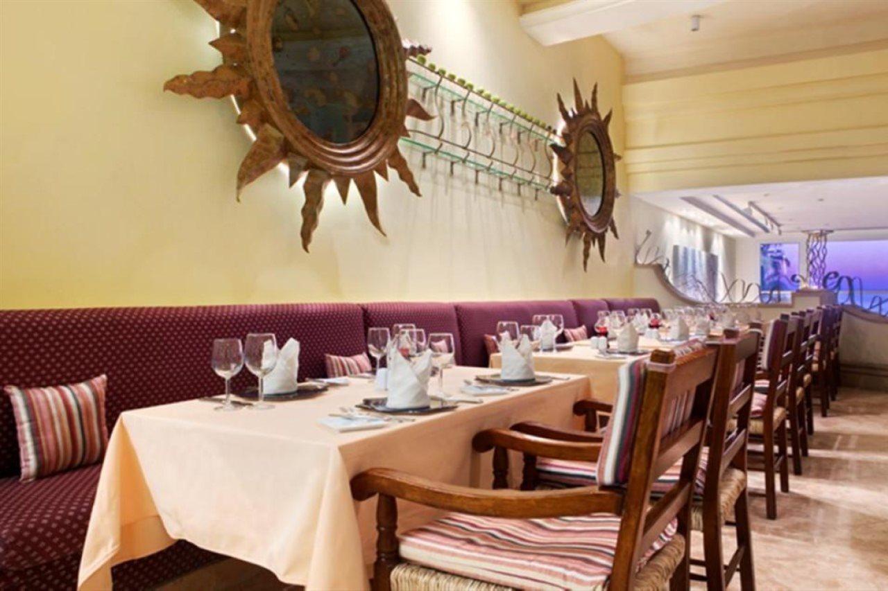 Safir Sharm Waterfalls Resort Buitenkant foto Restaurant interior